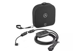 Mercedes-Benz giới thiệu bộ sạc ôtô điện di động chỉ hơn 22 triệu đồng