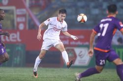 HLV Trần Công Minh: 'Vòng 11 rất nóng bỏng vì hiện tượng dồn toa'