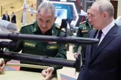 Tổng thống Putin nói sẽ tăng cường khả năng của lực lượng đặc nhiệm Nga