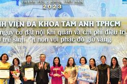 Tôn vinh phác đồ 'giờ vàng' cứu sống trẻ sinh cực non