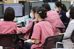 Hàn Quốc: Y tá làm thay nghiệp vụ của bác sĩ