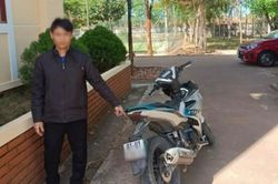 Công an tạm giữ hình sự kẻ trộm xe mô tô