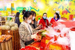 Giá gạo, giá gas tăng khiến CPI tháng 2 tăng 1,04%