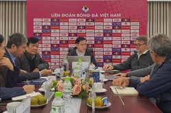 HLV Troussier đặt niềm tin tuyệt đối vào đội tuyển Việt Nam khi tái đấu Indonesia
