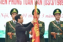 Chủ tịch nước trao Huân chương Chiến công tặng Bộ đội Biên phòng