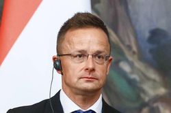 Hungary chuyển 18 triệu USD cho Chad thay vì chuyển vũ khí cho Ukraine