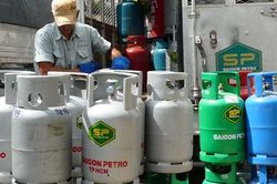 Giá gas bán lẻ trong nước tiếp tục tăng