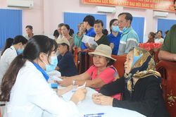 Tháng sôi nổi của tuổi trẻ