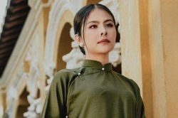 Vân Trang kể về thời đi diễn với cát-xê 50 nghìn đồng