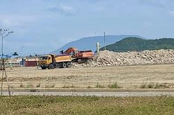 Tái sử dụng chất thải rắn để san nền Khu dân cư Ninh Thủy: Đảm bảo các quy định pháp luật về môi trường