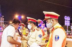 Đề xuất trừ điểm bằng lái xe: Cần thiết nhưng phải rõ ràng để tránh xin xỏ, tiêu cực