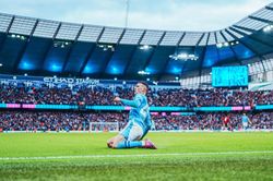 Thắng ngược MU, Pep Guardiola tuyên bố: 'Phil Foden là cầu thủ đẳng cấp nhất'