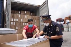 Hải quan xử lý hơn 2.400 vụ vi phạm trong 2 tháng