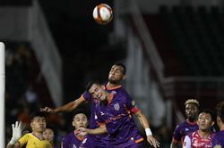 B.Bình Dương sớm từ bỏ đua vô địch V-League