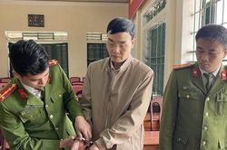 Bắt tạm giam Chi Cục trưởng Dự trữ nhà nước tỉnh Tuyên Quang