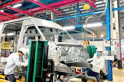 Tập trung chính sách trọng cầu, hoàn thành mục tiêu tăng trưởng năm 2024