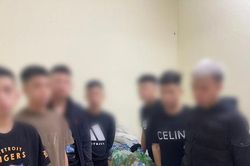 Tạm giữ 18 đối tượng gây rối trật tự trên phố Lò Đúc