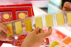 Vàng miếng trồi sụt quanh mức 81 triệu đồng, USD tự do hạ nhiệt