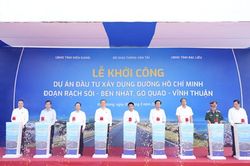 Khởi công xây dựng 52km đường Hồ Chí Minh xuyên miền Tây