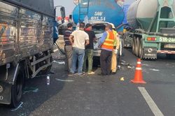 Tai nạn liên hoàn trên cao tốc TP.HCM - Trung Lương