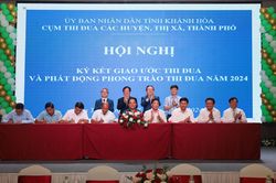 Cụm thi đua các huyện, thị xã, thành phố: Ký kết giao ước thi đua năm 2024