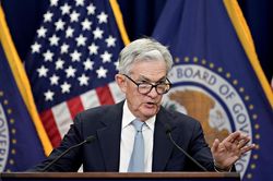 Chủ tịch Fed: 'Không hạ lãi suất cho tới khi lạm phát về mục tiêu 2%'