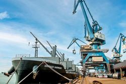 Tập đoàn Hòa Phát (HPG) cung cấp 518.000 tấn thép trong tháng 2