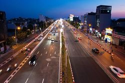 Xử lý xe lấn làn, chạy ẩu trên 4 cầu lớn tại Hà Nội từ 15/3