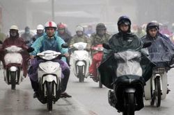 Miền Bắc đón cuối tuần trong mưa rét, nồm ẩm