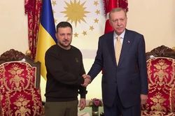 Thổ Nhĩ Kỳ đề xuất tổ chức hòa đàm Ukraine-Nga