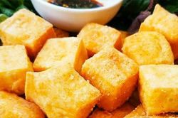 Đậu phụ ngâm trong thứ nước này, đảm bảo rán lên vàng ươm giòn rụm