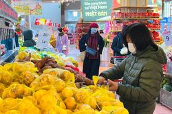 Hà Nội: Tháng khuyến mại tập trung, hàng hóa giảm giá đến 100%