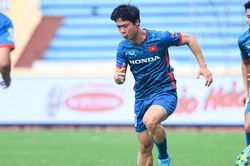 Nóng: Công Phượng và Mạnh Dũng trở lại, Đình Bắc tiếp tục là hy vọng của thầy Troussier