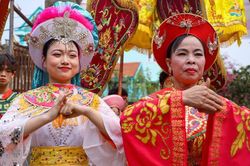 Hội Xuân ở Hà Nội: 'Nữ tướng' tuyển chồng chăm chỉ, giỏi giang