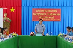 Chủ tịch UBND huyện Tri Tôn làm việc với xã Lương An Trà