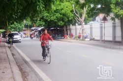Quan tâm bố trí lối cho người đi bộ, người khuyết tật