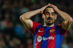 Barcelona: Những nhà vô địch đi trên dây