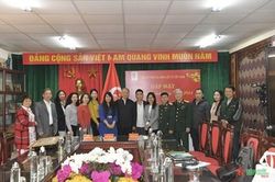 Hội Hỗ trợ gia đình liệt sĩ Việt Nam gặp mặt báo chí