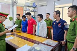 Biển thủ tiền hàng, nhóm shipper bị bắt