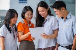 Đề thi thử tốt nghiệp trung học phổ thông môn Toán của Lạng Sơn