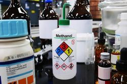 Xây dựng Luật Hóa chất (sửa đổi) là hết sức cần thiết