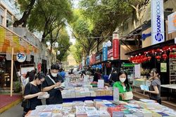Nhiều tựa sách mới được giới thiệu tại Hội Sách xuyên Việt 2024