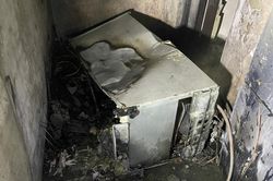 Xử lý nhanh đám cháy căn phòng trọ tầng 3 tại huyện Thanh Trì