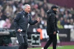 Nhận định West Ham vs Freiburg (00h45, 15/3): Đến lúc ngừng đổ lỗi trọng tài, Moyes!