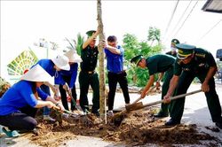 Nhiều hoạt động ý nghĩa trong 'Tháng Ba biên giới'