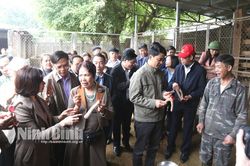 Hội Nông dân tỉnh tham quan mô hình HTX nuôi hươu và trồng na trái vụ