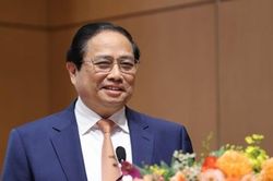 Thủ tướng: Mặt bằng lãi suất cho vay tuy giảm nhưng vẫn còn cao