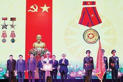 Kỷ niệm 10 năm Ngày thành lập quận Bắc Từ Liêm (1/4/2014 - 1/4/2024): Nâng cao năng lực lãnh đạo của Đảng - 'chìa khóa' để quận Bắc Từ Liêm bứt phá