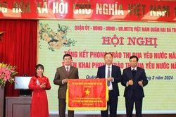 Quận Hai Bà Trưng khen thưởng nhiều tập thể, cá nhân trong phong trào thi đua yêu nước