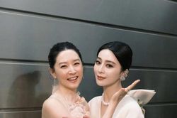 Cuộc gặp gỡ thú vị của hai tượng đài nhan sắc Lee Young Ae và Phạm Băng Băng